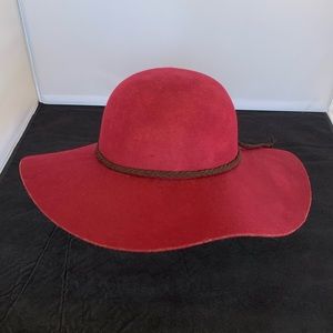 Lucy Love Wool Hat CA